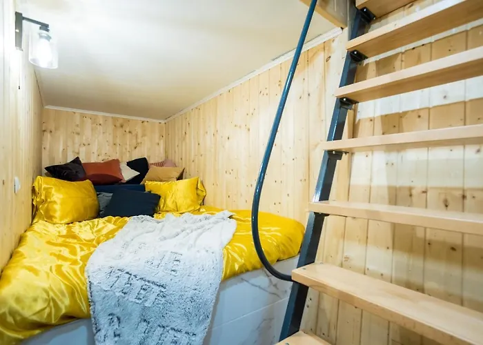 House Veles ヴルボヴスコ